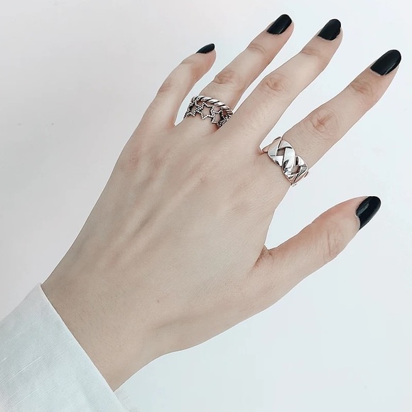 Silver ring - Picture 4 of 5